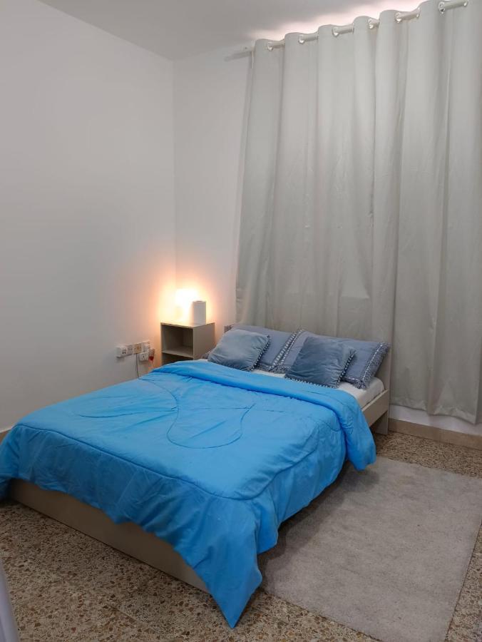 Affordable Transient - Not A Hotel - Sharing Kitchen And Washrooms Abu Dhabi Exterior foto