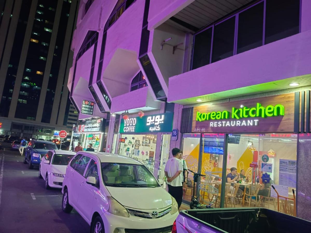 Affordable Transient - Not A Hotel - Sharing Kitchen And Washrooms Abu Dhabi Exterior foto